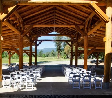 Pavilion-with-wedding-chairs-Spe